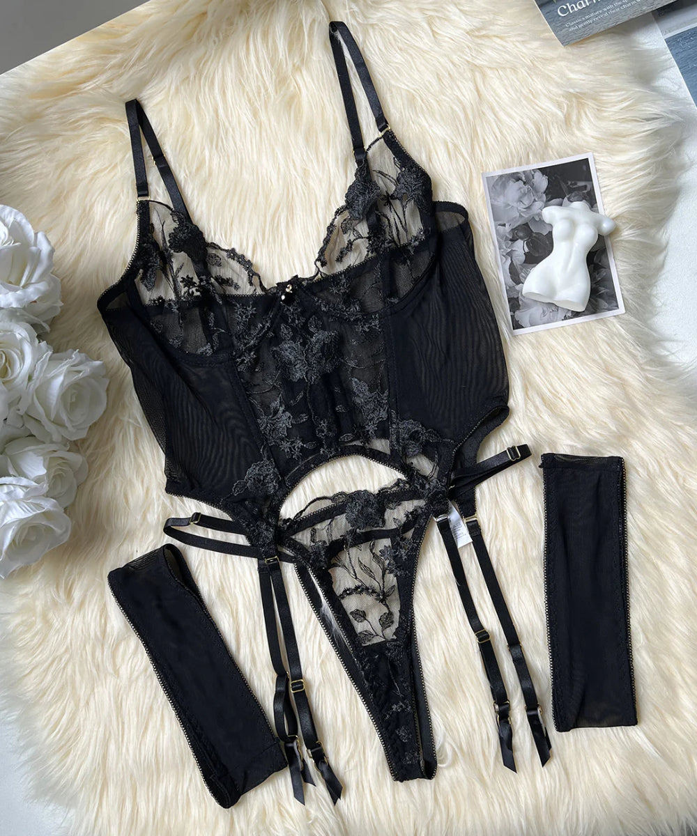 Chateau Allure Embroidered Bustier Set (Multi colors)