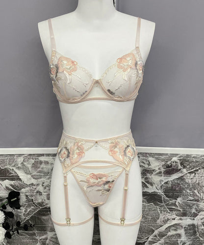 Éclat de Rosée Lingerie Set